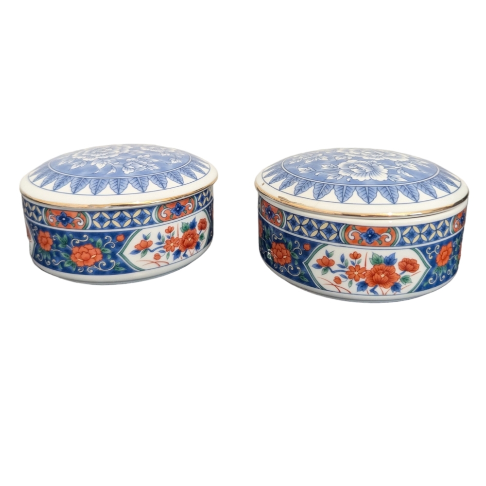 Set of Vintage 1970s Tiffany & Co Imari Peony Glass Trinket Boxes